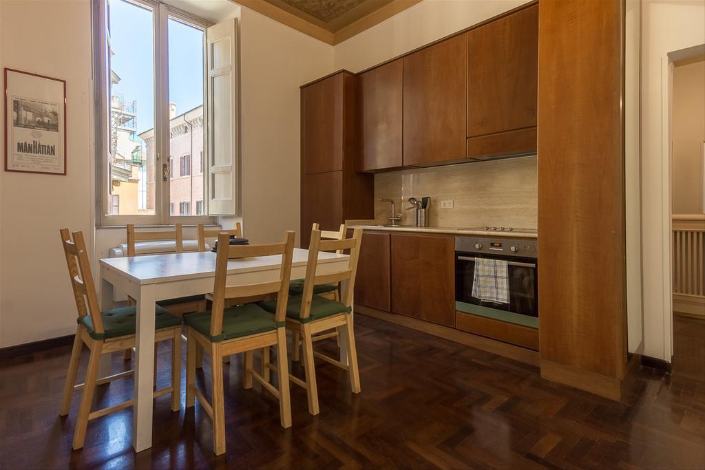 Palazzo Borghese Lovely Flat Roma Eksteriør bilde